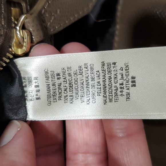 Authentic Burberry tote and wallet - Picture 8 of 11